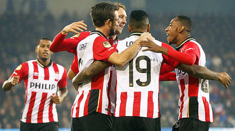 球场上新旧 球场上新旧