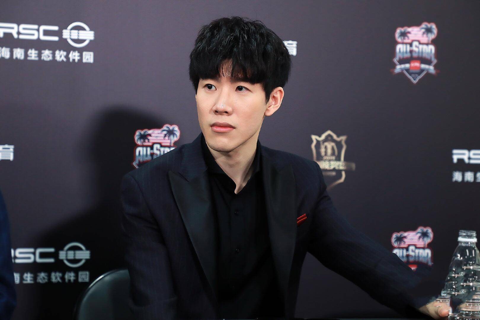 赖因德斯坚 赖因德斯坚