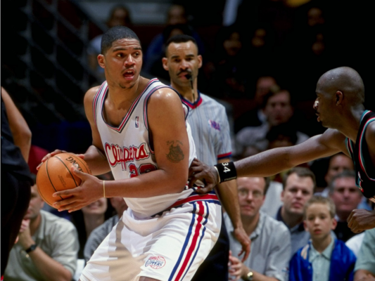 边路形成合 边路形成合